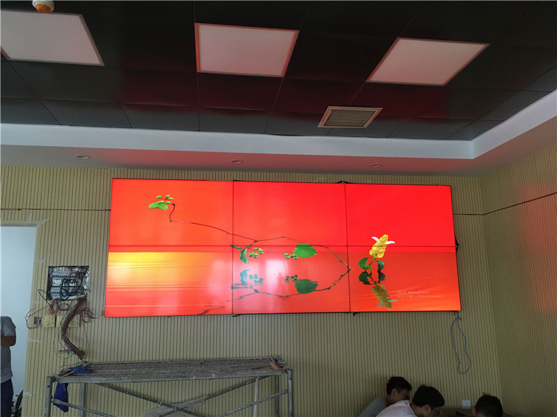 武漢某大學(xué) 武漢某大學(xué)