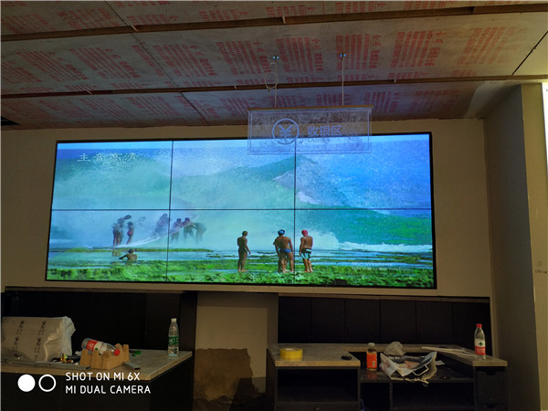 漢口某賣(mài)場(chǎng) 漢口某賣(mài)場(chǎng)