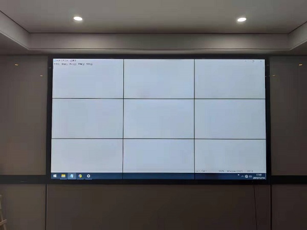 武漢某大廈會(huì )議室 46寸3x3